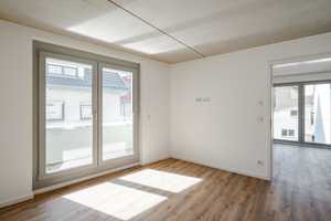 2-Zimmer-Wohnung mit Einbauküche und Aufzug – Mannheim – Vorschaubild 1