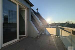 Altbau trifft Moderne: 4-Zimmer Maisonette-Wohnung – Lorettostrasse 45, 40219 Unterbilk, Düsseldorf – Vorschaubild 23