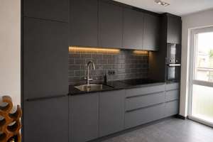 traumhaftes Zuhause mit drei Zimmern und viel Platz in Köln-Lövenich – Moltkestrasse 120, 50859 Lövenich, Köln – Vorschaubild 3