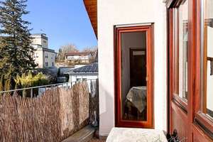 Wunderschöne Dachgeschosswohnung mit Kaminofen, zwei Balkonen und viel Privatsphäre in Reutlingen – Die vollständige Adresse der Immobilie erhältst du vom Anbieter., 72762 Reutlingen-Mitte, Reutlingen – Vorschaubild 25