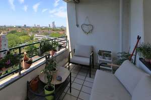 Komfortabel wohnen mitten in Rüttenscheid! 3,5-Raum-Wohnung mit Loggia & 2 Tiefgaragenstellplätzen