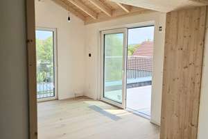 Hochwertige Neubau-Dachgeschosswohnung mit Dachterrasse | KfW 40 | QNG