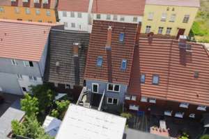 Altstadtjuwel mit Innenhof: RMH inklusive Dachterrasse, Sauna & viel Wohnfläche – Die vollständige Adresse der Immobilie erhältst du vom Anbieter., 18246 Bützow – Vorschaubild 1