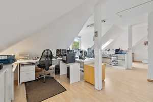 Property thumbnail 15