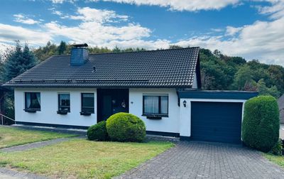 Einfamilienhaus mit Einliegerwohnung