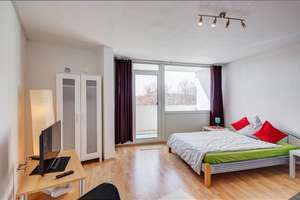 Möbliert: Helles Apartment mit Südwest-Balkon