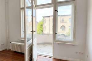 Altbauflair trifft Wohnkomfort – stilvolle 3-Zimmer-Wohnung in Jugendstilvilla – Albrechtstraße 13, 12167 Steglitz, Berlin – Vorschaubild 3