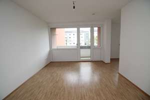Charmante 3-Zimmerwohnung mit Westloggia in gepflegter Wohnanlage