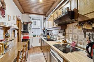 Charmante 3-Zimmer-Altbauwohnung im Herzen von München, Denkmalschutz, Wohnrecht für die Eigentümer – Die vollständige Adresse der Immobilie erhältst du vom Anbieter., 80469 Glockenbach, München – Vorschaubild 8