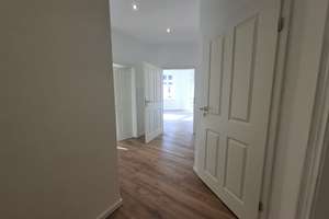 Willkommen in Ihrem neuen Zuhause! 
Exclusiv und Lichtdurchflutet – Leubnitzer Hauptstraße 82, 8412 Werdau – Vorschaubild 5