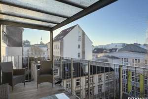 HH-St. Georg mit Ausblick! Modernes 1- Zi.-Apartment, Endetage, Lift, PKW-Stellplatz, großer Balkon