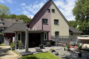Einziehen u. Wohlfühlen! Modernisierte Doppelhaushälfte mit einem tollen Garten in ruhiger Wohnlage! – Die vollständige Adresse der Immobilie erhältst du vom Anbieter., 45896 Scholven, Gelsenkirchen – Vorschaubild 13