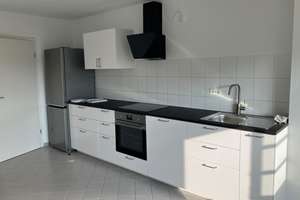Frisch renovierte 2-Zimmer-Wohnung mit neuer Einbauküche in der Neckarstadt-Ost – Die vollständige Adresse der Immobilie erhältst du vom Anbieter., 68167 Neckarstadt-Ost/Wohlgelegen, Mannheim – Vorschaubild 2