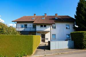 6-Parteienhaus in ruhiger Siedlungslage von Niederviehbach mit 4 % Rendite und Steigerungspotenzial – Die vollständige Adresse der Immobilie erhältst du vom Anbieter., 84183 Niederviehbach – Vorschaubild 1