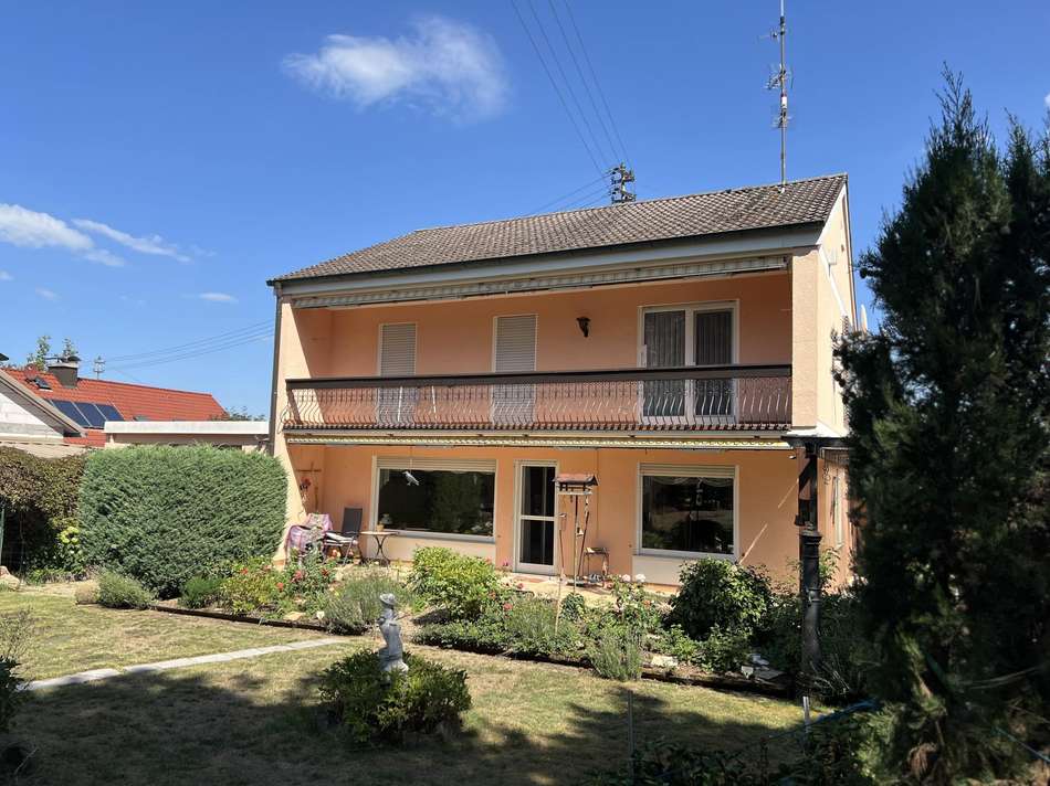 Hausansicht vom Garten