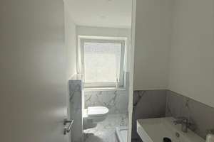 Schöne, großzügige 2-Zimmer-Wohnung mit Balkon und Blick ins Grüne - Nähe Uni in Wuppertal-Elberfeld – Ravensberger Str. 0, 42117 Elberfeld, Wuppertal – Vorschaubild 8