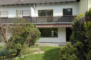 *RENOVIERT* Charmantes RMH in schönster Lage von Martinsried für langfristiges Wohnen – München (Kreis) – Vorschaubild 1
