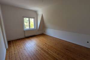 137 m² mit 2 Küchen & 2 Bädern – ideal für zwei Parteien / Wohnen & Arbeiten – Die vollständige Adresse der Immobilie erhältst du vom Anbieter., 26121 Ziegelhof, Oldenburg (Oldenburg) – Vorschaubild 2
