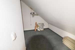 Mitten in Wardenburg ! Neubau- oder Sanierung!
Wohn & Geschäftshaus zum Verkauf! – Die vollständige Adresse der Immobilie erhältst du vom Anbieter., 26203 Wardenburg – Vorschaubild 41