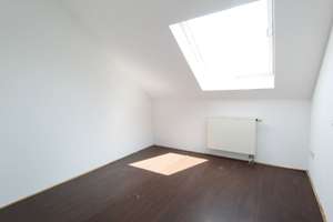 Zwei Ebenen, viele Möglichkeiten – Maisonette mit Entwicklungschance in Mönchengladbach-Holt – Die vollständige Adresse der Immobilie erhältst du vom Anbieter., 41069 Holt, Mönchengladbach – Vorschaubild 6