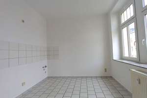 Gemütliche 2-Raum Wohnung mit Balkon *Erstbezug nach Renovierung* – Lutherstraße 60, 9126 Bernsdorf, Chemnitz – Vorschaubild 2