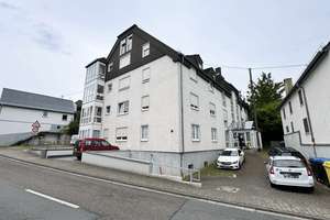 Gepflegte Erdgeschosswohnung mit ca. 62 m² Wohnfläche und eigenem Stellplatz