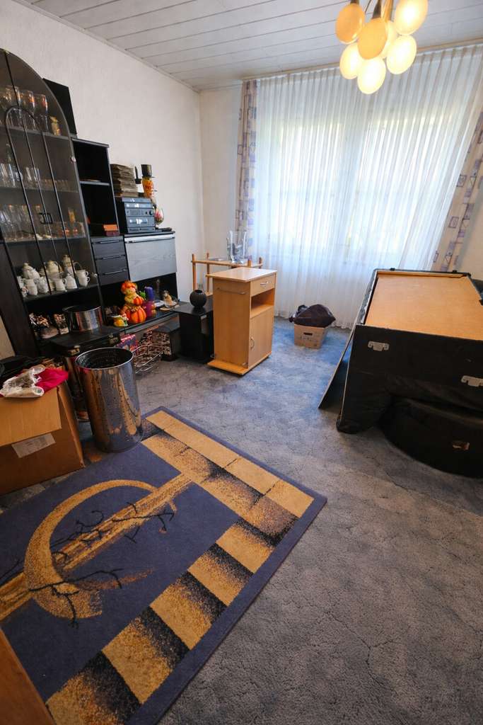 Immobilie in Höfen an der Enz - Flexibles Erdgeschoss mit Potenzial: Wohnen & Arbeiten kombinieren – plus separates Grundstück - Bild 4