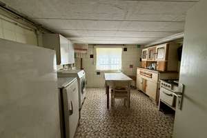 Attraktive Doppelhaushälfte mit 3 Wohneinheiten, Balkon & Garagen auf großzügigem Grundstück – Reislinger Str. 71, 38446 Hellwinkel, Wolfsburg – Vorschaubild 18