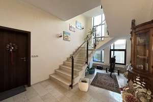 Katip | Gehobene Ausstattung auf zwei Ebenen - 5 ZKB, Terrasse, Kamin, uvm.. – Die vollständige Adresse der Immobilie erhältst du vom Anbieter., 86156 Bärenkeller, Augsburg – Vorschaubild 25