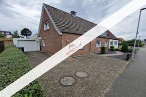 Charmante Doppelhaushälfte mit Traumgarten, großer Terrasse und moderner Ausstattung! – Die vollständige Adresse der Immobilie erhältst du vom Anbieter., 23569 Kücknitz, Lübeck – Vorschaubild 1