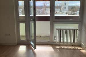 Tolle 2 Zimmerwohnung mit Aussicht! – Sonnenstr. 17, 90471 Rangierbahnhof-Siedlung, Nürnberg – Vorschaubild 3