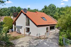 2023 renoviert! Energieeffizientes Einfamilienhaus mit pflegeleichtem Garten in familiärer Lage – Die vollständige Adresse der Immobilie erhältst du vom Anbieter., 90453 Katzwang, Reichelsdorf Ost, Reichelsdorfer Keller, Nürnberg – Vorschaubild 2