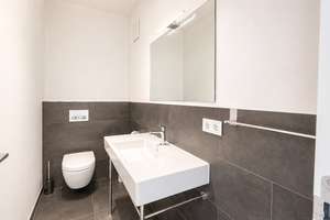 Moderne Wohnung in bester Lage mit großer Loggia – Die vollständige Adresse der Immobilie erhältst du vom Anbieter., 60325 Westend-Süd, Frankfurt am Main – Vorschaubild 10