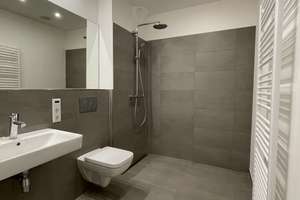 *** NEUBAU * 2 Zimmer * Balkon * Tiefgarage * 12/2025 * EBK vorhanden ***