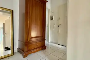 Helle 2-Zimmer-Wohnung mit Balkon & Gartenausrichtung in Düsseldorf – ab 1.8. frei – Neckarstraße 19, 40219 Düsseldorf – Vorschaubild 6