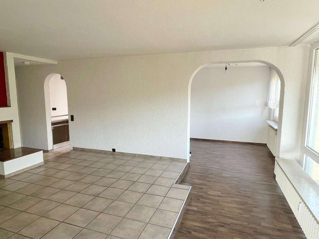 Immobilie in Schopfheim - Helle Wohnung mit tollem Weitblick ins Grüne - Bild 0