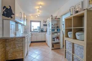 Großzügige 4-Zimmer Maisonette Wohnung mit Loggia – 70599 Plieningen (Ortsteil), Stuttgart – Vorschaubild 10