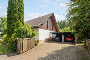 Attraktives Ferienhaus mit starker Nachfrage
Renditestarke Kapitalanlage
IN LÖFFINGEN-DITTISHAUSEN – Die vollständige Adresse der Immobilie erhältst du vom Anbieter., 79843 Löffingen – Vorschaubild 3