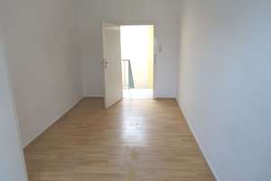 Bonn-City, attraktive 3 Zimmer-Altbauwohnung im Dachgeschoß – Die vollständige Adresse der Immobilie erhältst du vom Anbieter., 53111 Bonn-Zentrum, Bonn – Vorschaubild 16