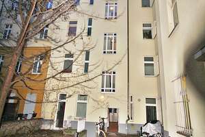 Alleinauftrag!Top-Lage Berlin-Prenzl´berg,vermietete 2 Zimmer-WHG,2. OG,ca.58 qm,Stuck,Dielen,Balkon – Esmarchstraße 13, 10407 Prenzlauer Berg, Berlin – Vorschaubild 6