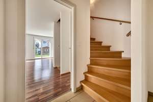 PET FRIENDLY 2011 DUPLEX HOUSE! 
approx. 166 m², 4.5-Room, 3.5-Bed, 2.25-Bath, Garage and Parking – Die vollständige Adresse der Immobilie erhältst du vom Anbieter., 65205 Erbenheim, Wiesbaden – Vorschaubild 10