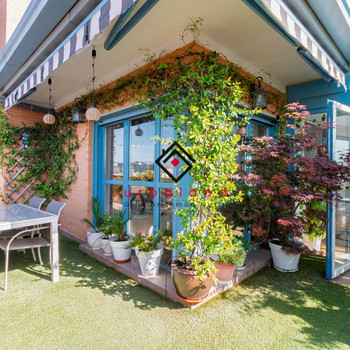 Spektakuläres Duplex-Penthouse mit 120m² privatem Garten: Ihr neues Traumhaus