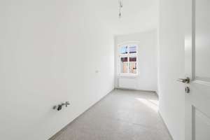 Altbauwohnung im Prenzlauer Berg - Freundliche 3-Zimmerwohnung mit Balkon – Esmarchstraße 8, 10407 Prenzlauer Berg, Berlin – Vorschaubild 5