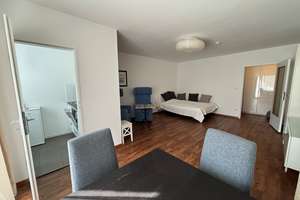Helle, möblierte 1-Zimmer-Wohnung mit Balkon in München-Giesing von privat – Wirtstr. 15, 81539 Obergiesing, München – Vorschaubild 2