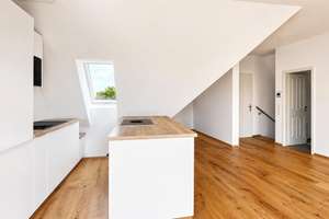 Dachgeschoss-Maisonette ** Neubau am Park ** Süd-Terrasse ** Einbauküche ** Lift – Beuchaer Straße 17, 4318 Anger-Crottendorf, Leipzig – Vorschaubild 9