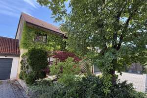 GERÄUMIGES EINFAMILIENHAUS
MIT GARTEN UND GARAGE
IN STADTNAHER LAGE – Die vollständige Adresse der Immobilie erhältst du vom Anbieter., 74523 Schwäbisch Hall – Vorschaubild 26