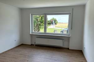 Neu renovierte 4-Zimmer-Wohnung in München-Langwied