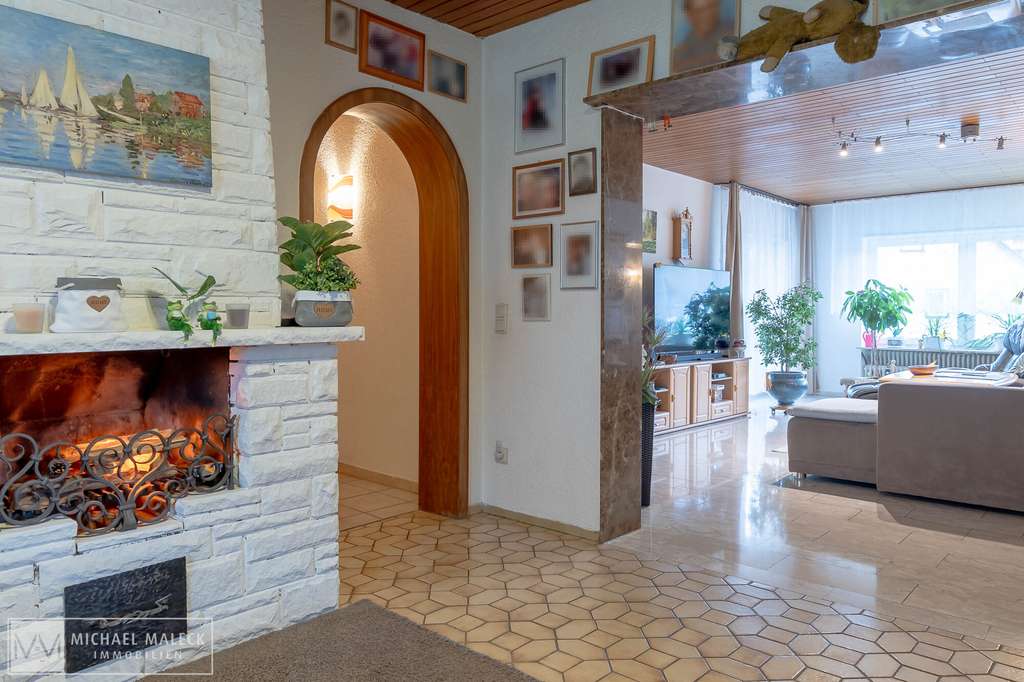 Immobilie in Mörlenbach - Naturverbundenes Highlight: Pool, Südwest & Mehrgenerationen-Glück - Bild 4