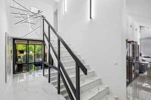 Erstklassige Villa mit Pool, Sauna und weitläufigem Garten – ein Zuhause ohne Kompromisse – Die vollständige Adresse der Immobilie erhältst du vom Anbieter., 65232 Taunusstein – Vorschaubild 10