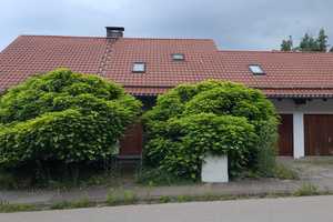 Schönes Einfamilienhaus mit Garten und Garage - Bieterverfahren – Friedrichstr. 19, 86424 Augsburg (Kreis) – Vorschaubild 1